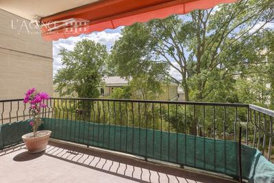 Appartement - 79 m² - 3 pièces