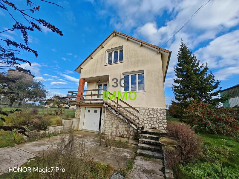 Maison - 95 m² - 5 pièces