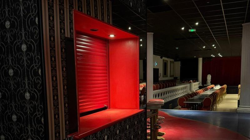 Local commercial - 470 m² - 3 pièces