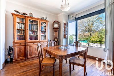 Maison - 170 m² - 8 pièces