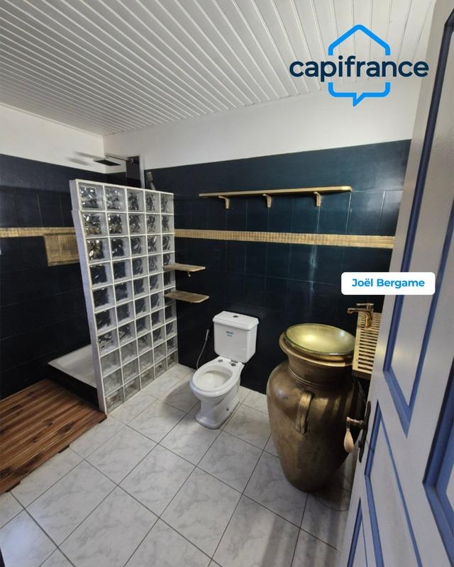 Maison - 166 m² - 4 pièces