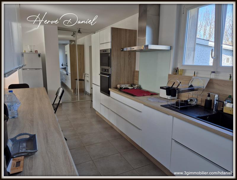 Maison traditionnelle - 120 m² - 5 pièces