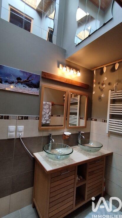 Maison de village - 243 m² - 9 pièces