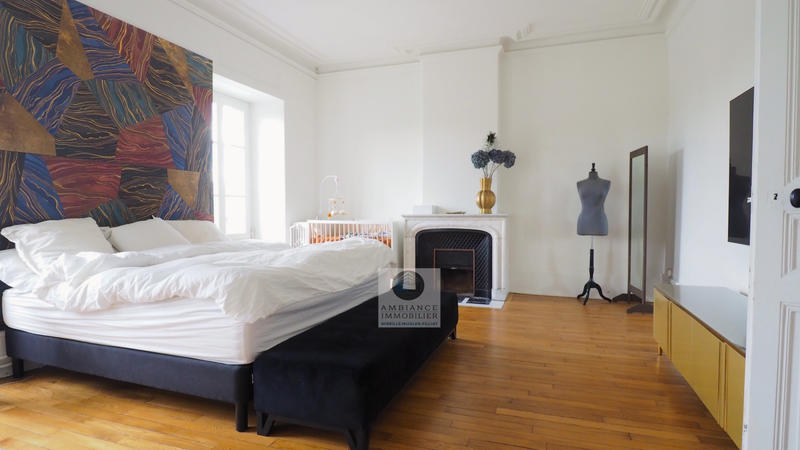 Appartement - 371 m² - 11 pièces