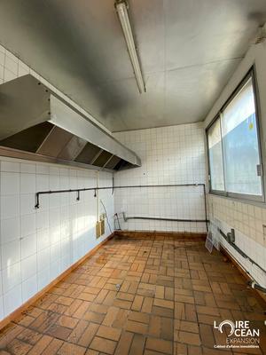 Local commercial - 212 m²