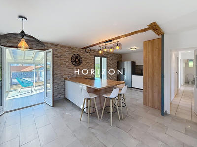 Maison - 88 m² - 4 pièces