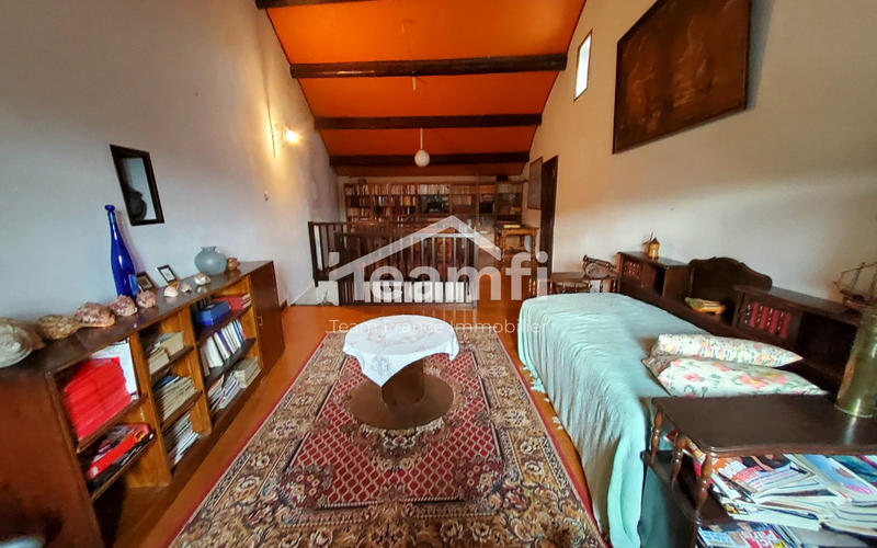 Maison - 160 m² - 6 pièces