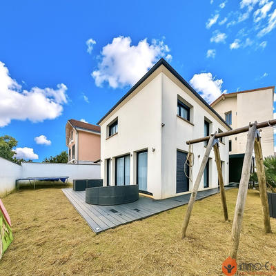 Maison - 124 m² - 5 pièces