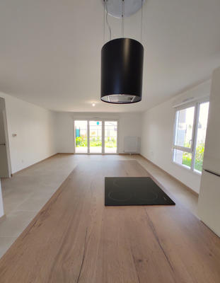 Appartement - 99 m² - 5 pièces