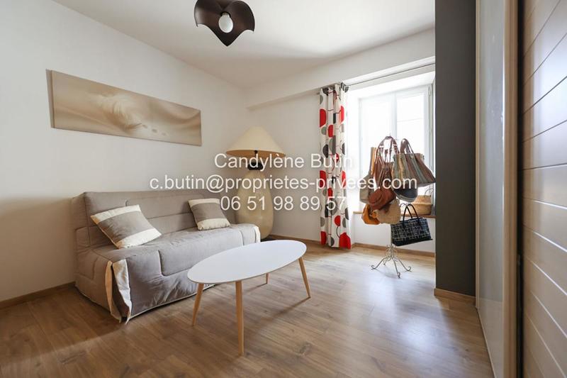 Maison - 278 m² - 10 pièces