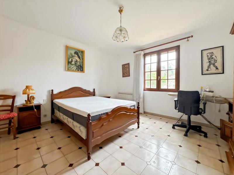 Maison - 157 m² - 7 pièces