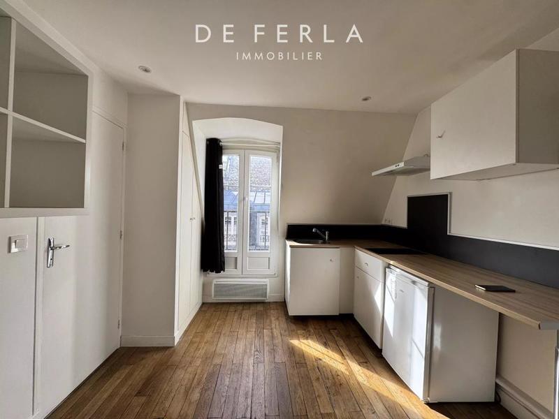 Studio - 13 m² - 1 pièce