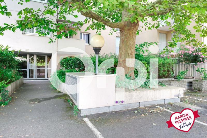 Appartement - 81 m² - 3 pièces