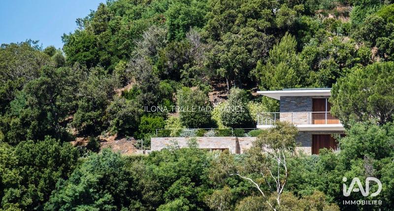 Maison - 300 m² - 5 pièces