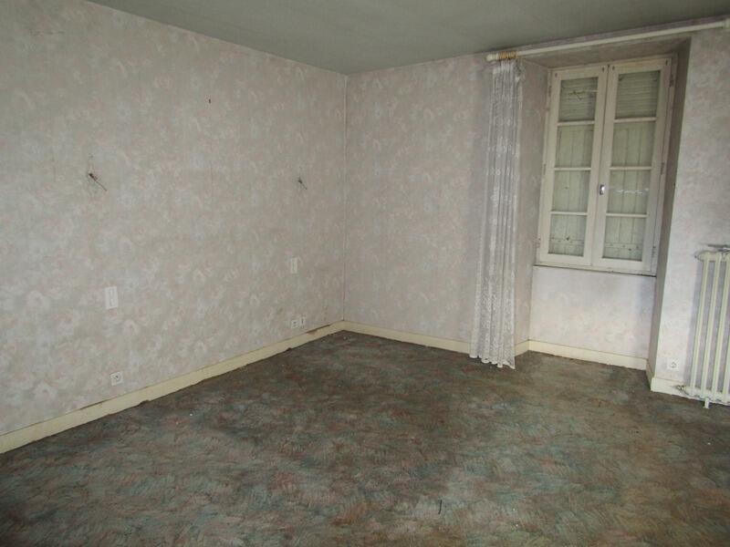 Maison en pierre - 130 m² - 5 pièces