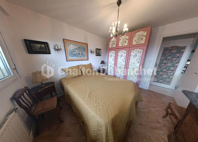 Appartement - 90 m² - 3 pièces