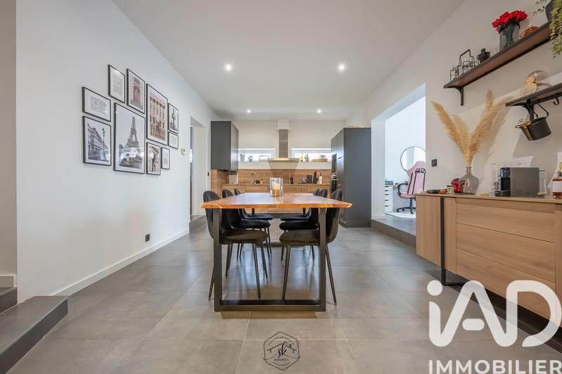 Appartement - 92 m² - 4 pièces