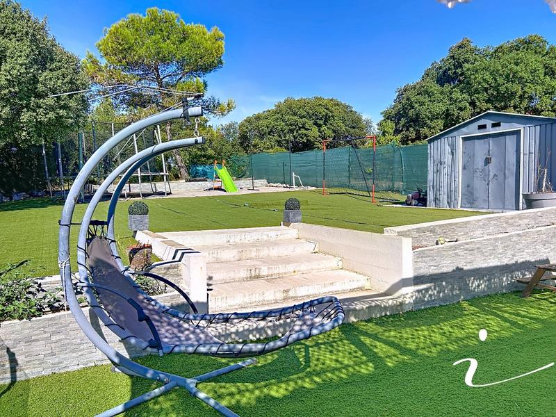 Villa - 145 m² - 6 pièces