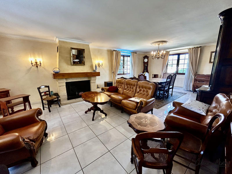 Maison - 136 m² - 4 pièces