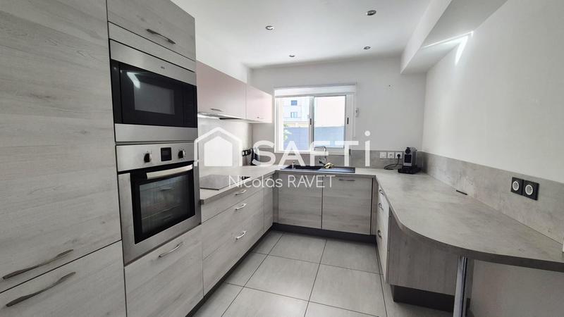 Maison - 96 m² - 5 pièces