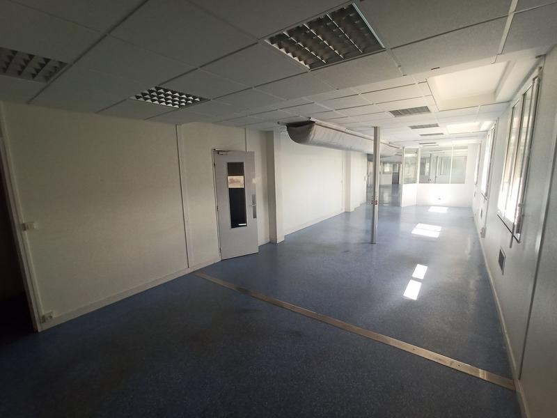 Local commercial - 620 m²