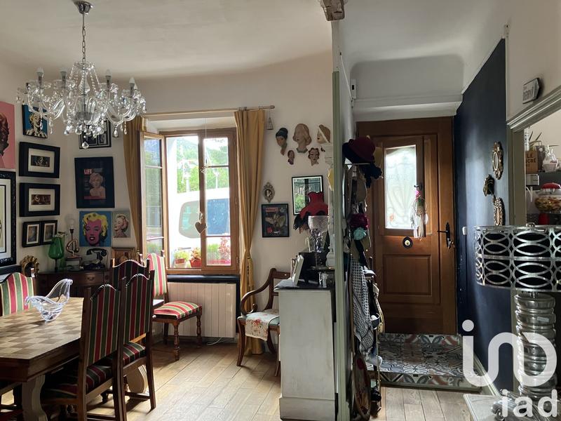 Maison - 103 m² - 5 pièces