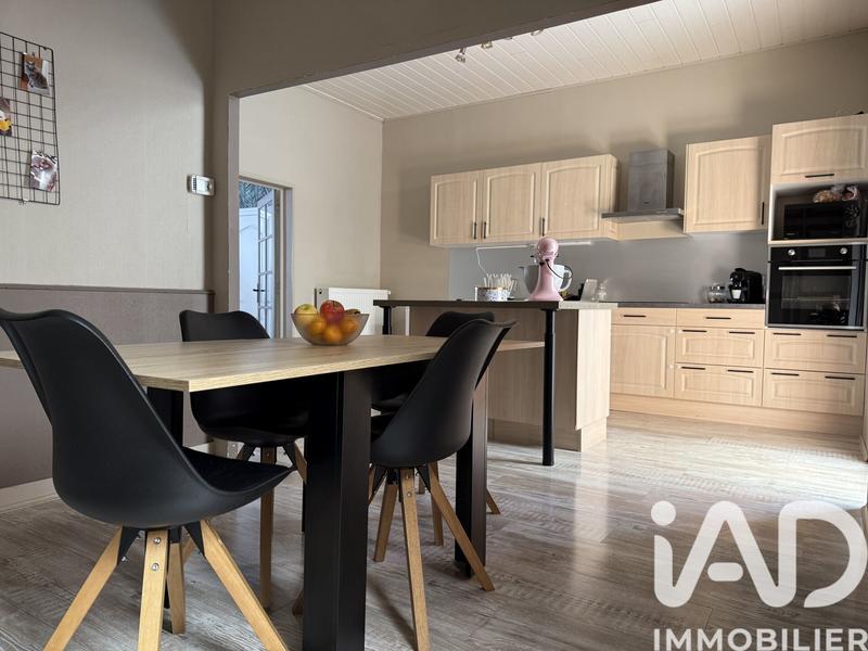 Maison - 177 m² - 5 pièces