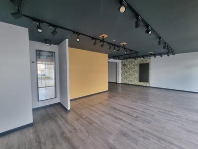 Local commercial - 85 m² - 2 pièces