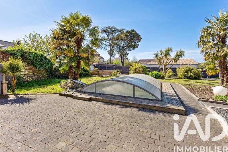 Maison - 207 m² - 6 pièces