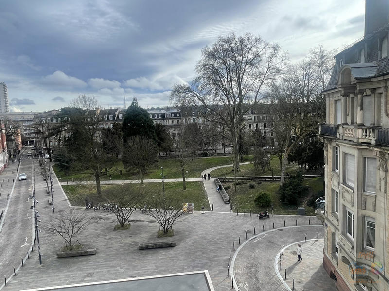 Appartement - 101 m² - 5 pièces