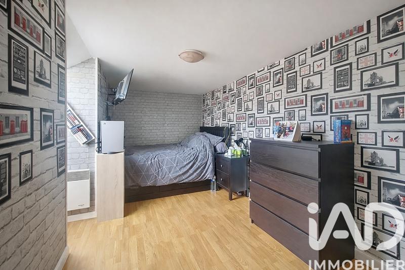 Maison - 137 m² - 7 pièces