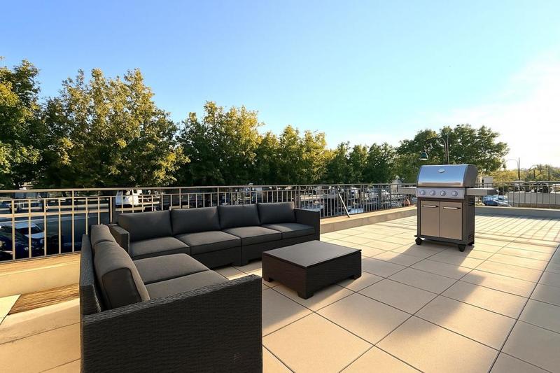 Appartement - 80 m² - 4 pièces