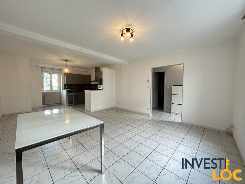 Appartement - 67 m² - 3 pièces