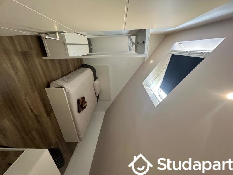 Chambre - 9 m² - 1 pièce