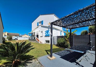 Maison - 111 m² - 7 pièces