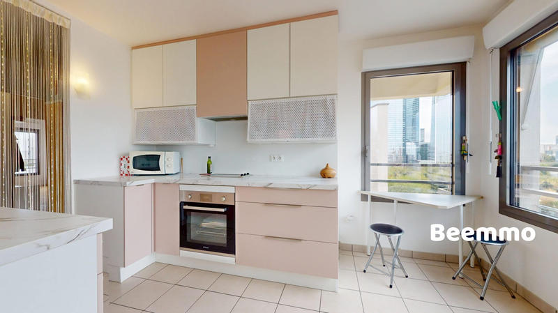 Appartement - 84 m² - 4 pièces