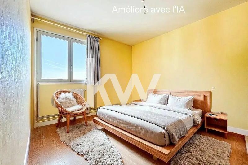 Appartement - 93 m² - 4 pièces