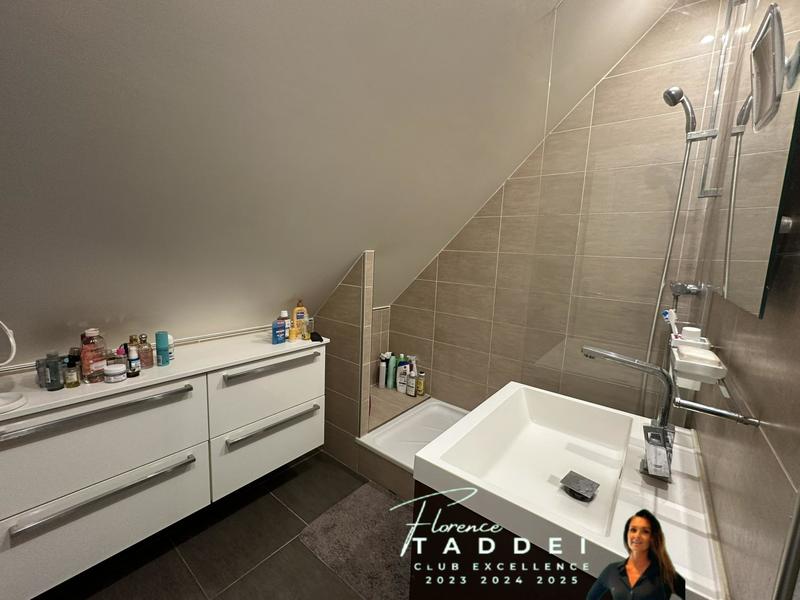 Maison - 126 m² - 6 pièces