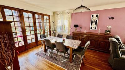 Maison - 134 m² - 7 pièces