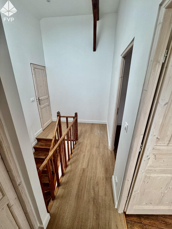 Appartement - 83 m² - 4 pièces