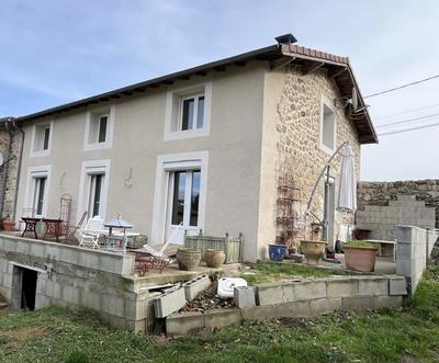 Maison - 98 m² - 5 pièces