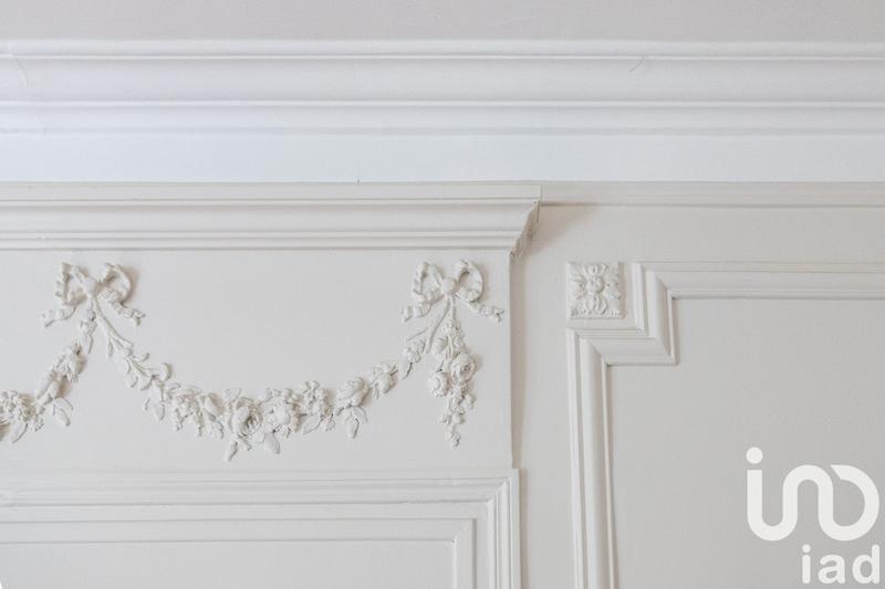 Maison - 370 m² - 17 pièces