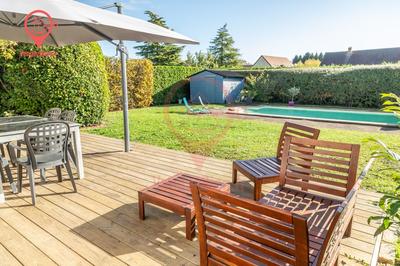 Maison - 122 m² - 5 pièces