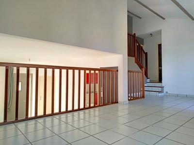 Maison de ville - 100 m² - 5 pièces