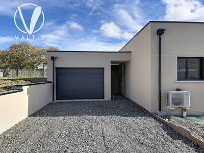 Maison - 97 m² - 4 pièces