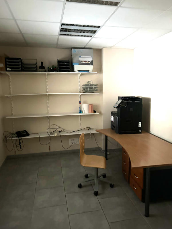 Local commercial - 233 m²