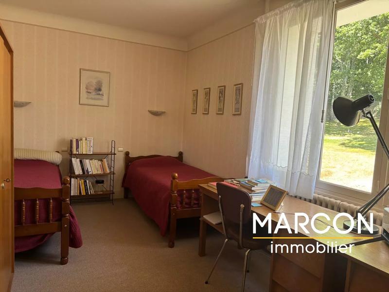 Maison - 158 m² - 6 pièces