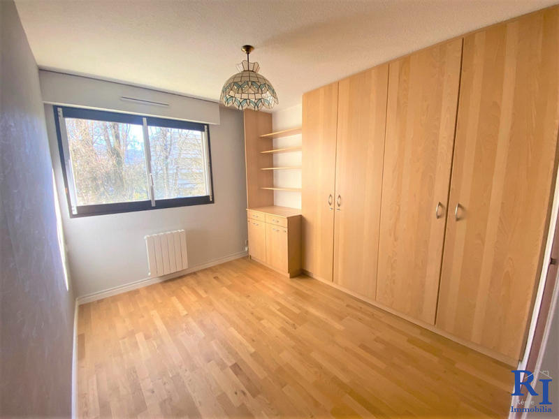 Appartement - 85 m² - 3 pièces