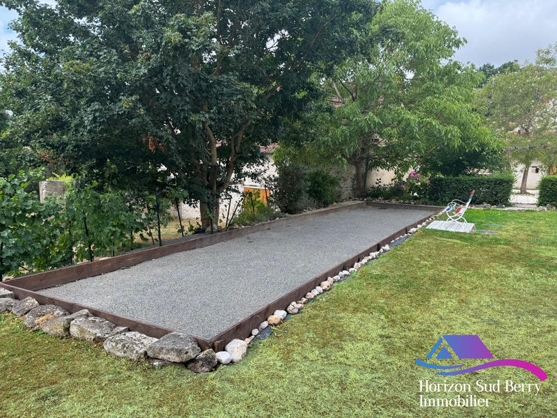 Maison - 220 m² - 8 pièces