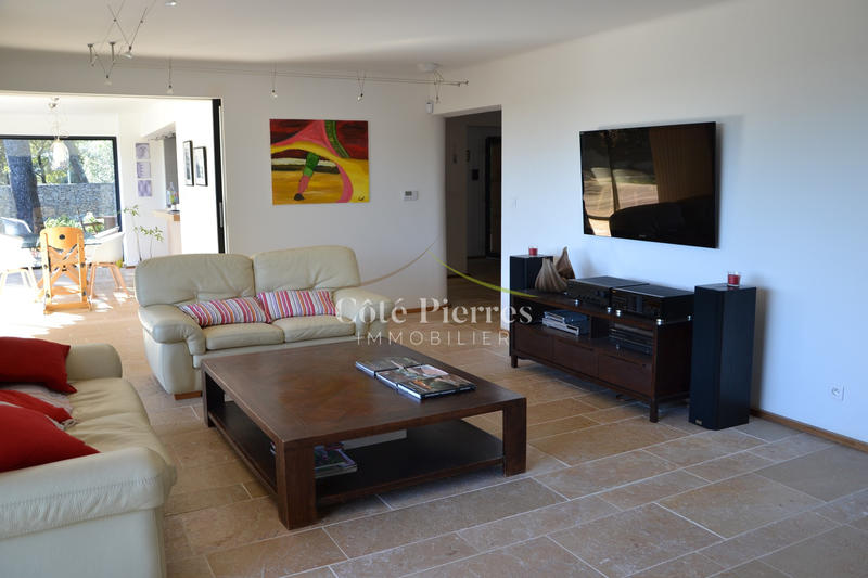 Villa - 250 m² - 5 pièces